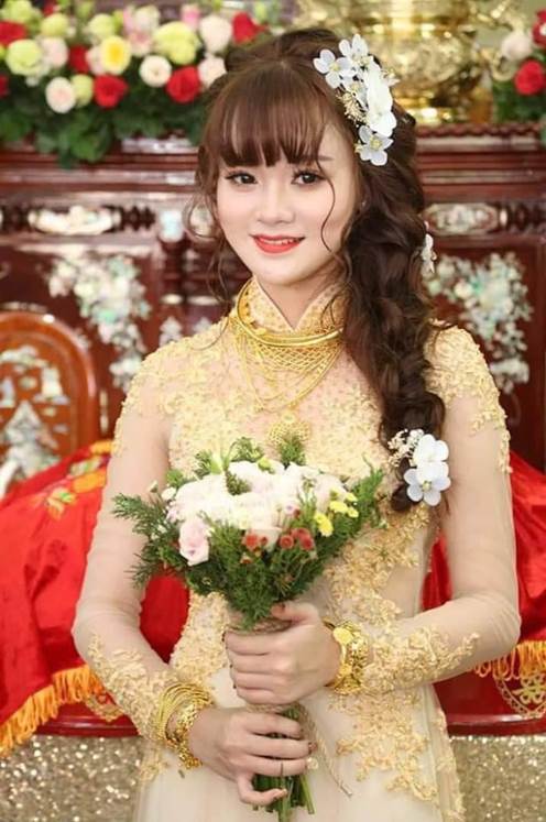 Trang điểm cô dâu ngày ăn hỏi đẹp ở Hà Nội 